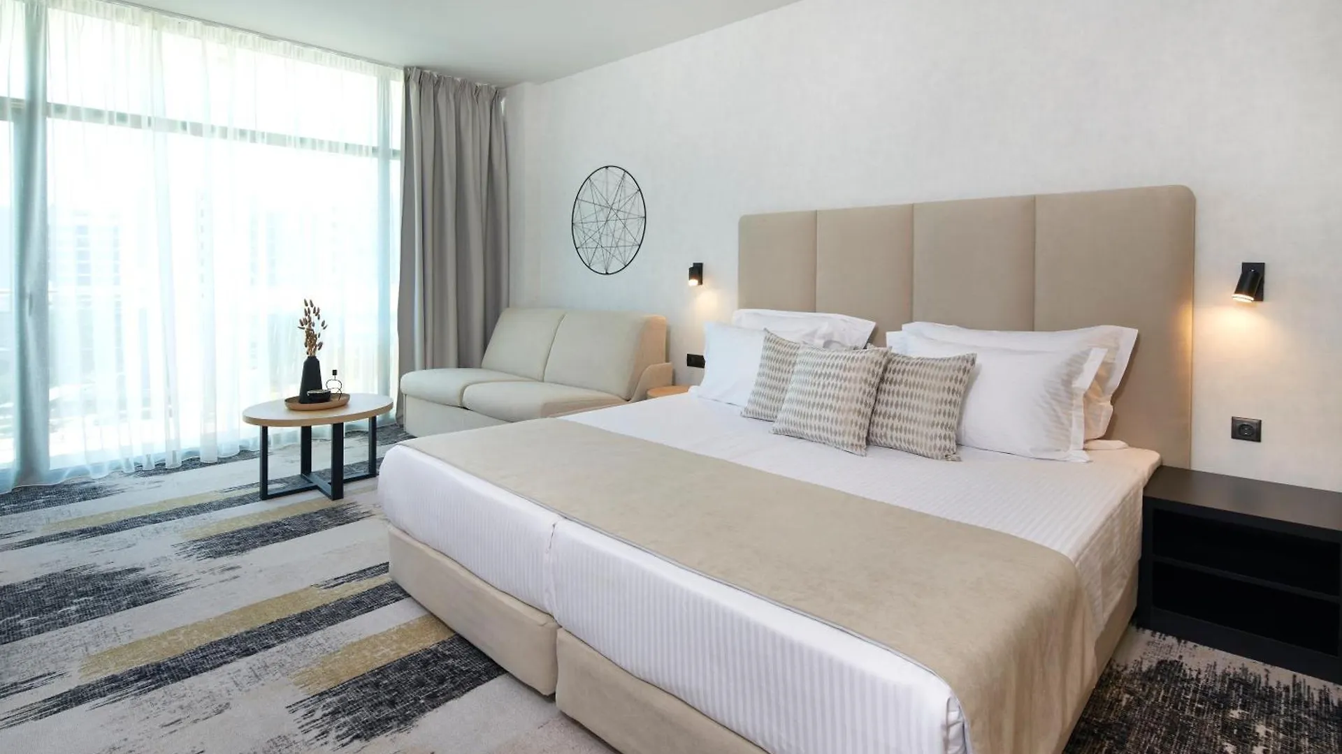 ****  Hotel Marvel All Inclusive - Fully Renovated Free Beach Access 阳光海滩 保加利亚