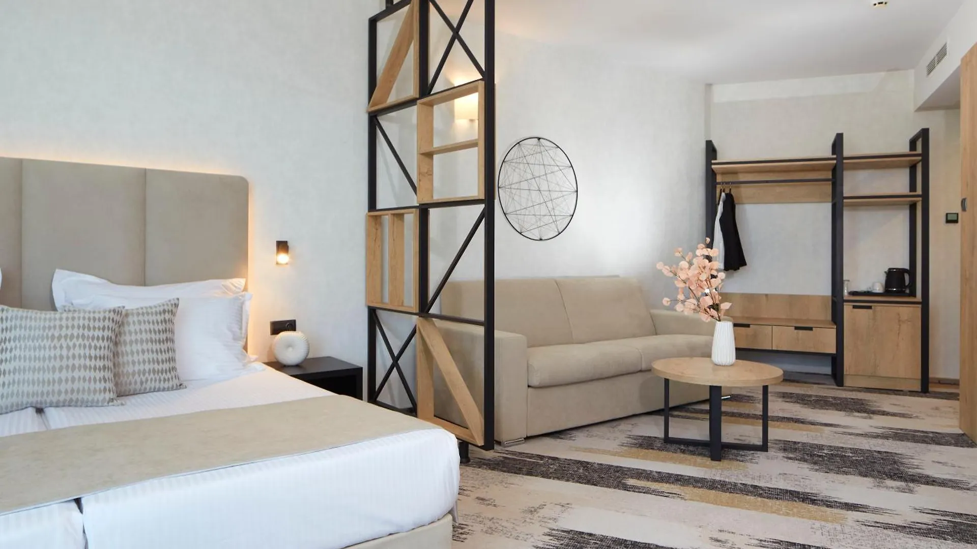 Hotel Marvel All Inclusive - Fully Renovated Free Beach Access 阳光海滩