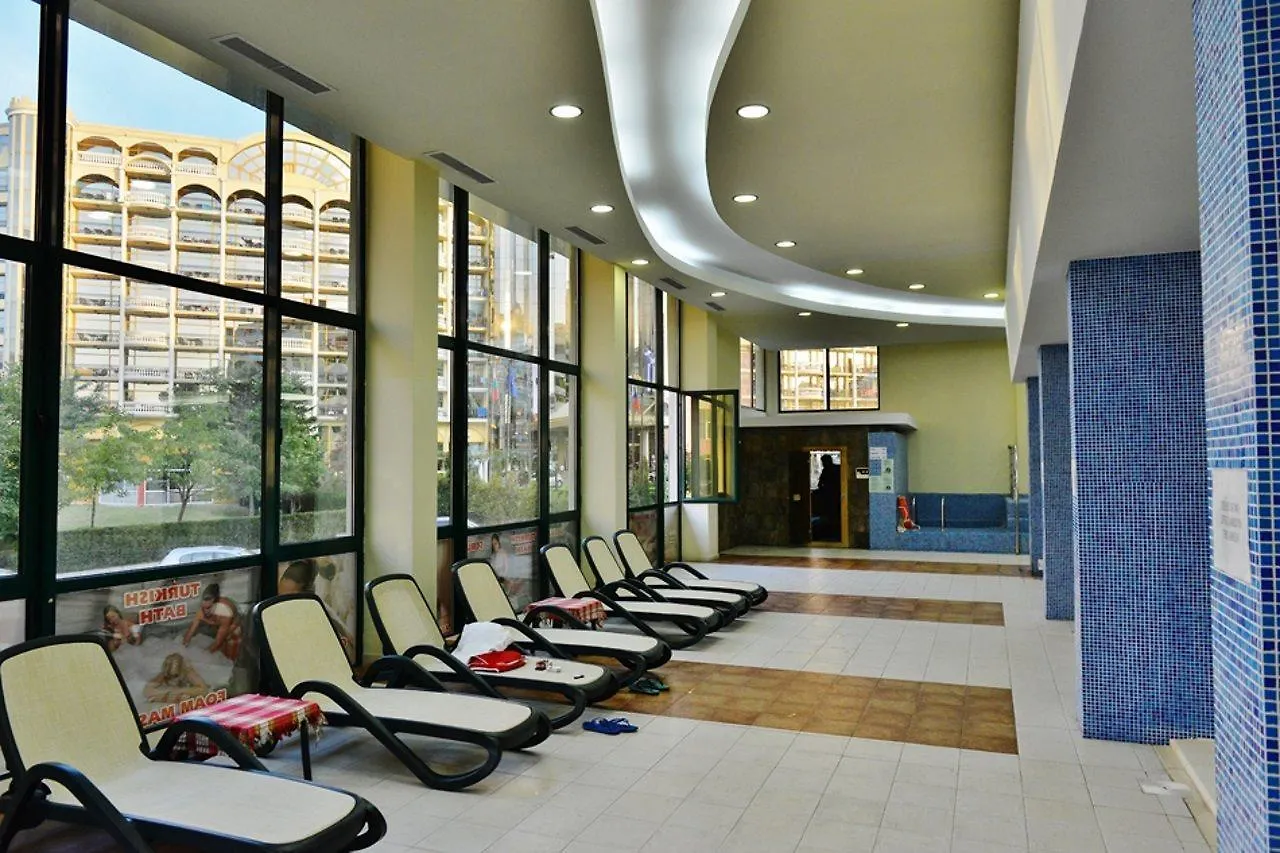 Hotel Marvel All Inclusive - Fully Renovated Free Beach Access 阳光海滩 4*,